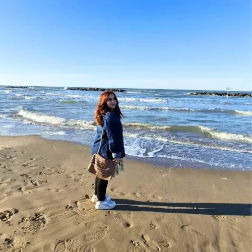 La ragazza tra le righe, Raffaella Crapanzano, autrice, storyteller, copywriter e digital strategist